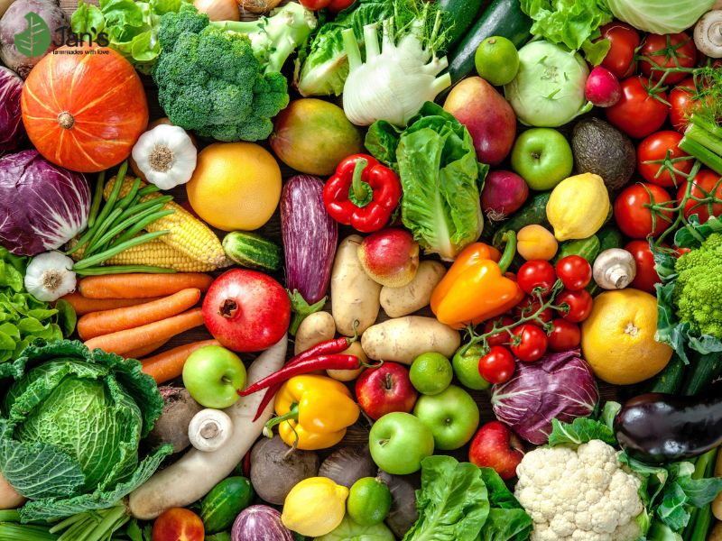 Chuẩn bị nguyên liệu và dụng cụ để làm bột rau củ khô